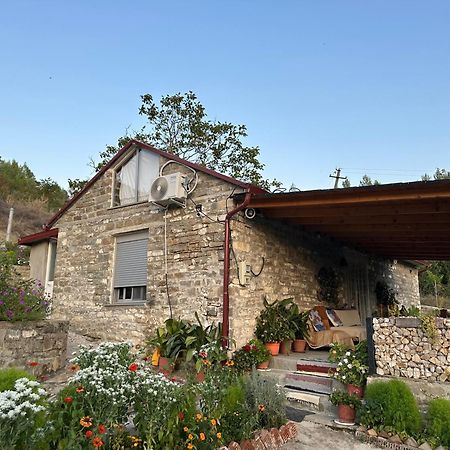 Villa Stone House Kelcyre Exterior foto
